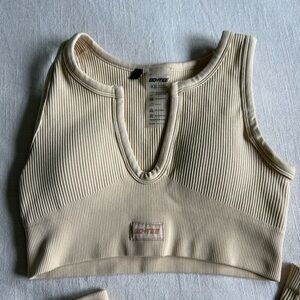 Bo+Tee Sports Bra